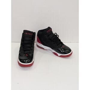 Nike Boys Air Jordan Max Aura AQ9214-006 Black Basketball Shoes Sneakers Sz 4.5Y